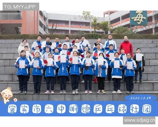 深度对话：探寻杨秀英在足球世界中的奋斗与梦想之旅